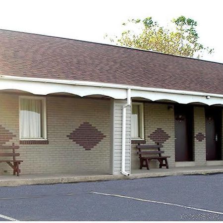 Red Carpet Inn Denver Exterior photo