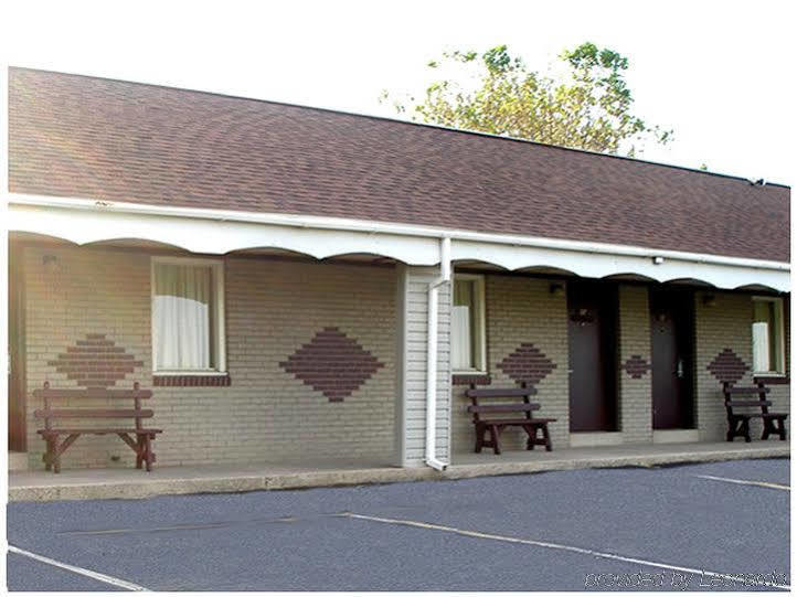 Red Carpet Inn Denver Exterior photo