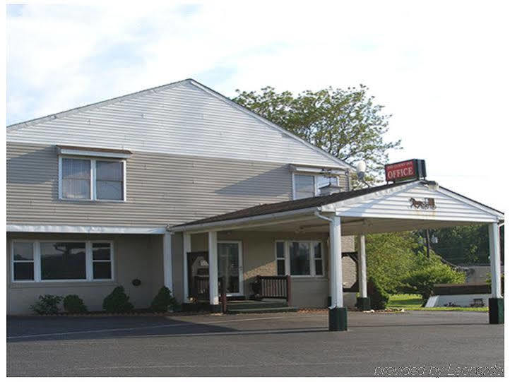 Red Carpet Inn Denver Exterior photo